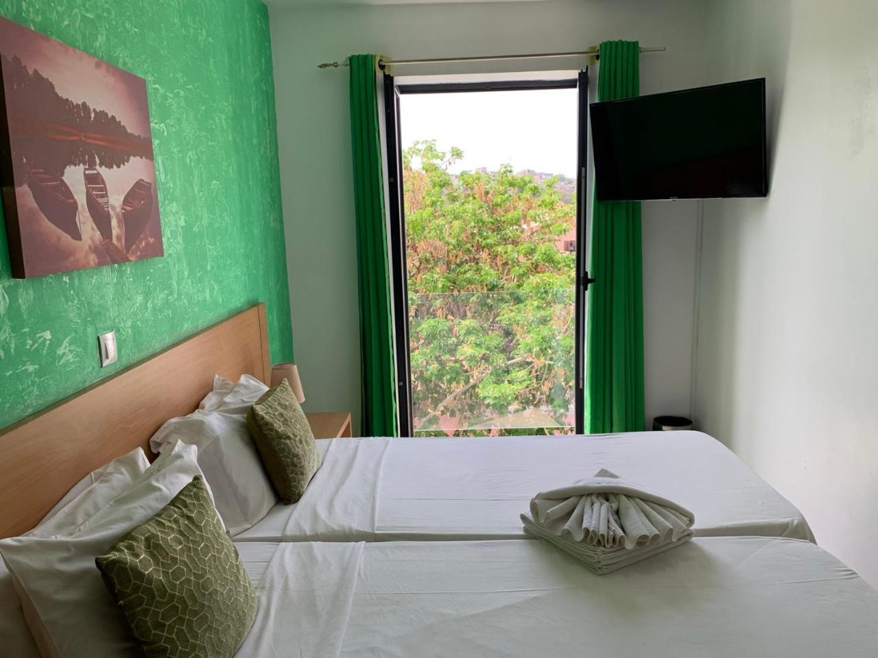 Deluxe Aparthotel برايا المظهر الخارجي الصورة