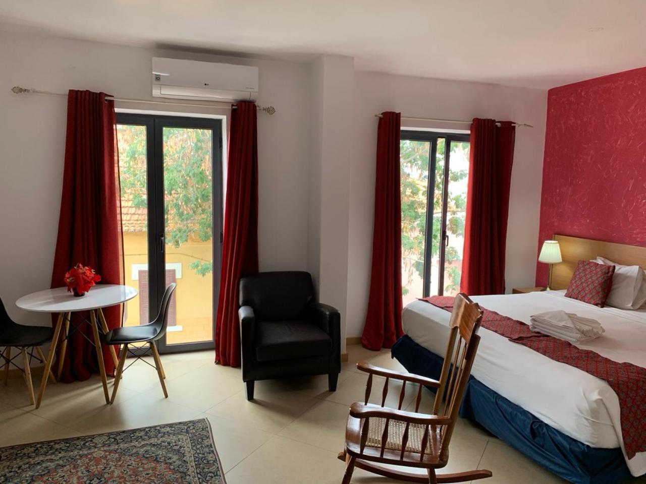 Deluxe Aparthotel برايا المظهر الخارجي الصورة
