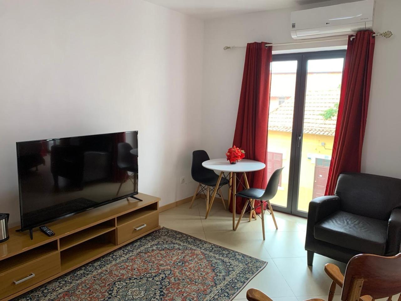 Deluxe Aparthotel برايا المظهر الخارجي الصورة